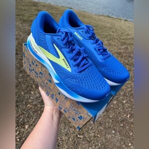NWT Brooks Adrenaline GTS 24 Cobalt Blue Athletic Shoes Mens Size 8.5